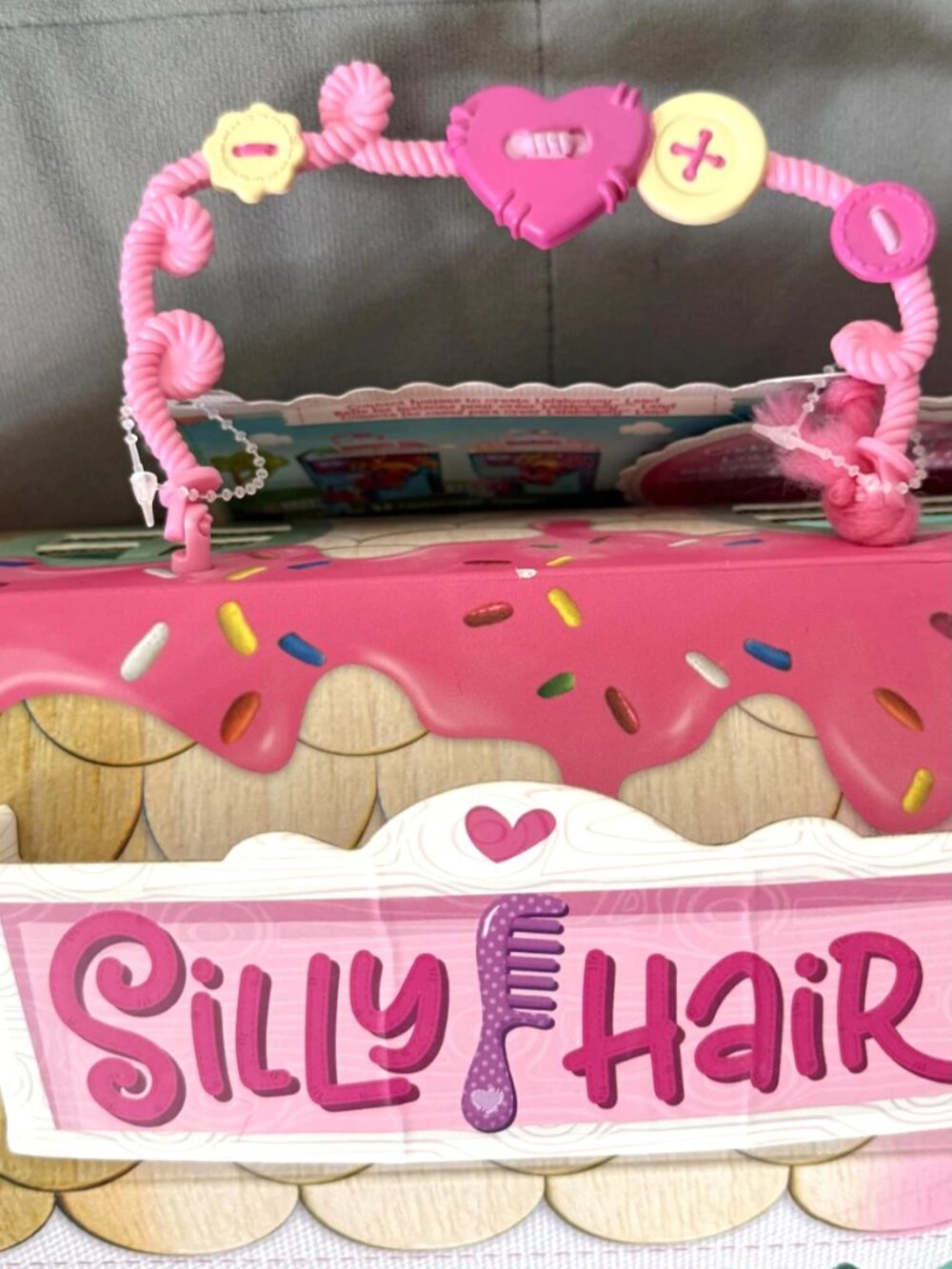Lalaloopsy Doll Scoops Waffle Cone Silly Hair Pet Cat Toy 10th Anniversary Box - Picture 12 of 15